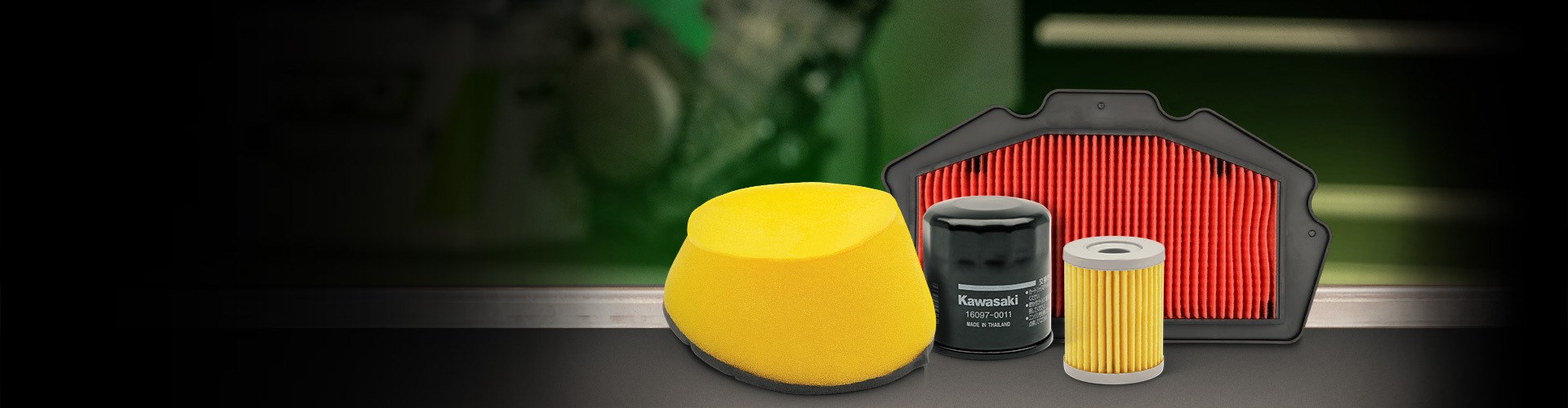 shopping header Essentials image