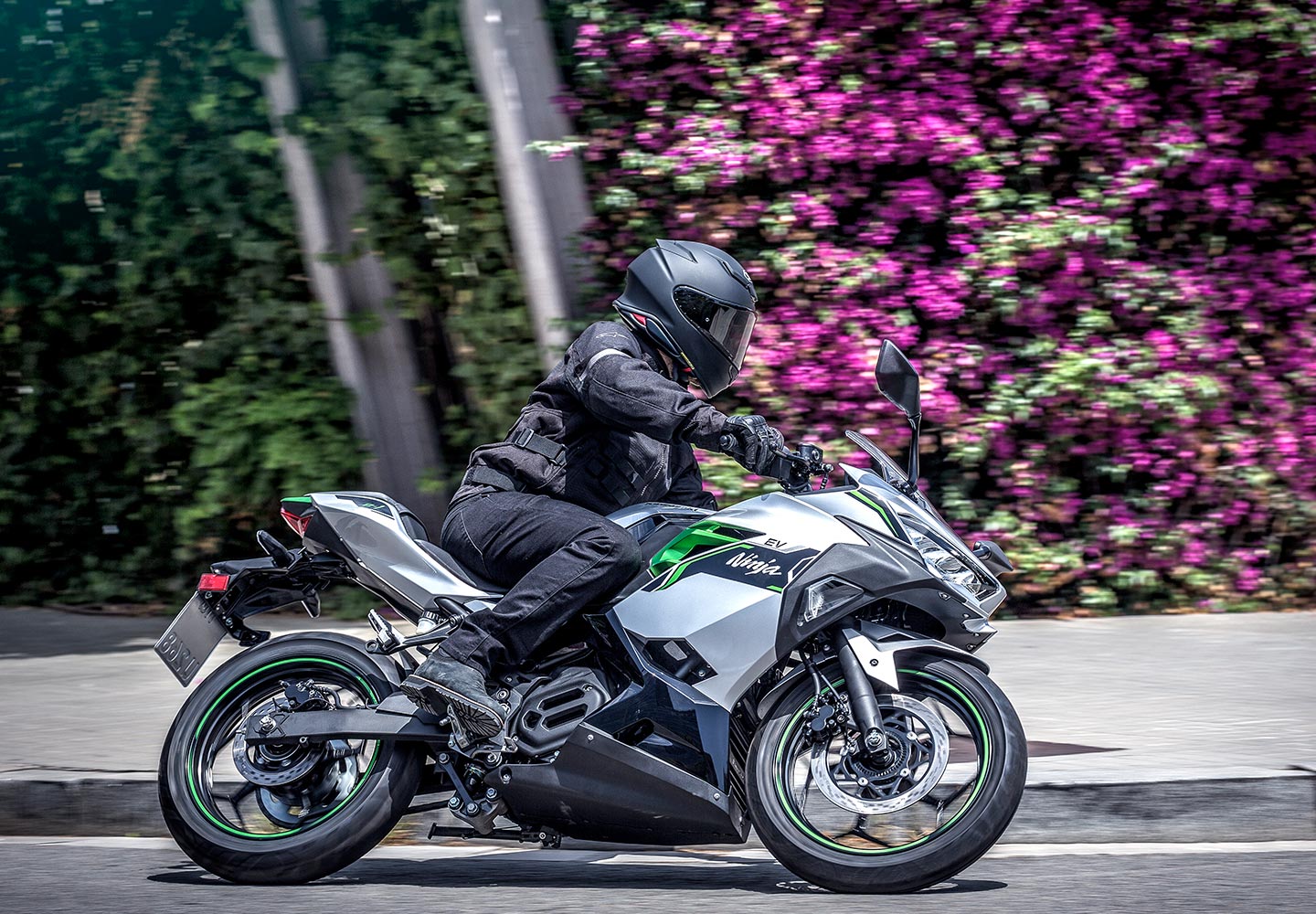 NINJA® 7 HYBRID